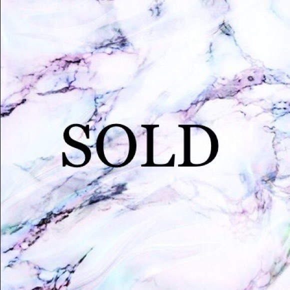 ＳＯＬＤ - Picture 1 of 1